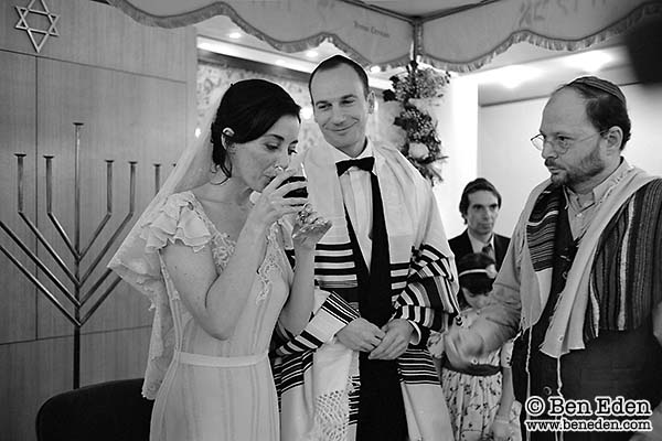 Jill my maid of honour will then hand the ring to the Rabbi who will show 