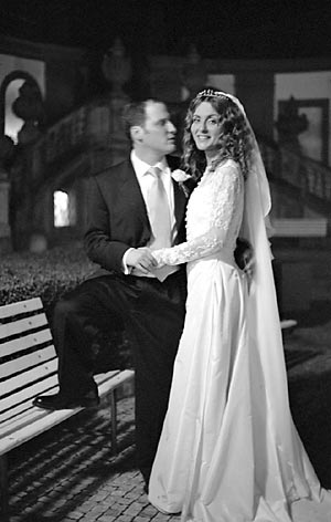 Night portrait in the Troja Castle park